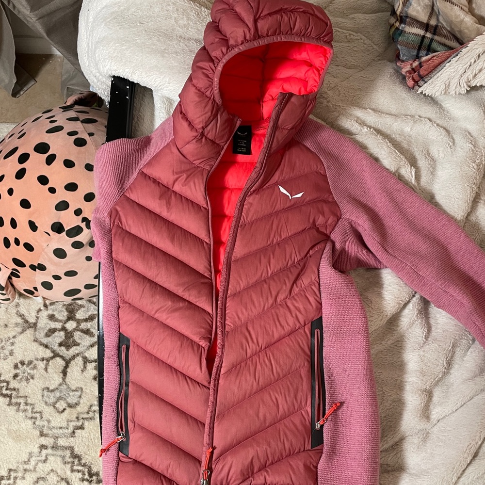 Gorgeous Salewa jacket- like new.
